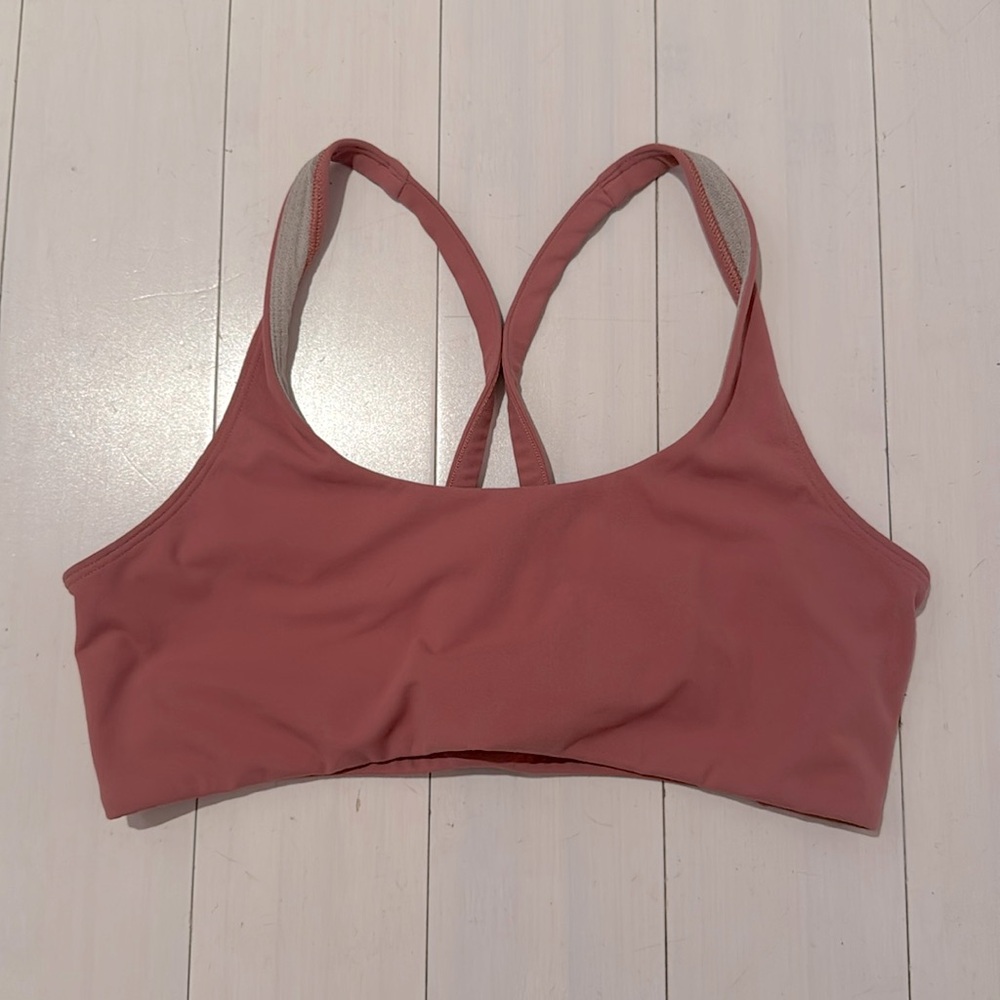 Vuori Yosemite Bra in Rosewood size S